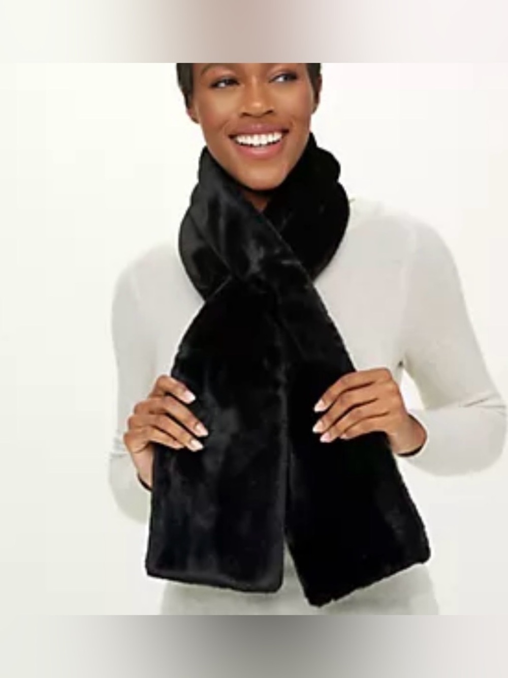 Sprigs Faux Fur Pull-Through Scarf with Zipper Pocket Black OS NWT